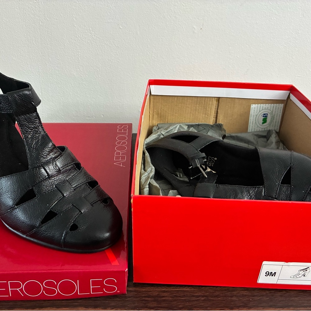 AEROSOLES Doppler Radar Black Leather Heels Elegant Comfort - Picture 2 of 5